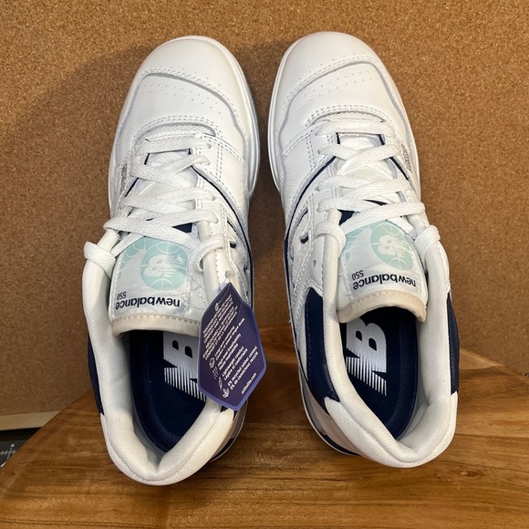 New balance
550
'white winter fog'
Bran new - Picture 4 of 8
